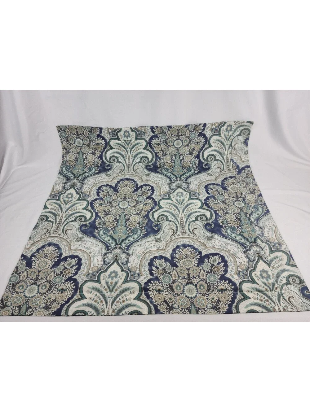 Pottery Barn Jordana Paisley King Duvet Cover & 2 Euro Shams